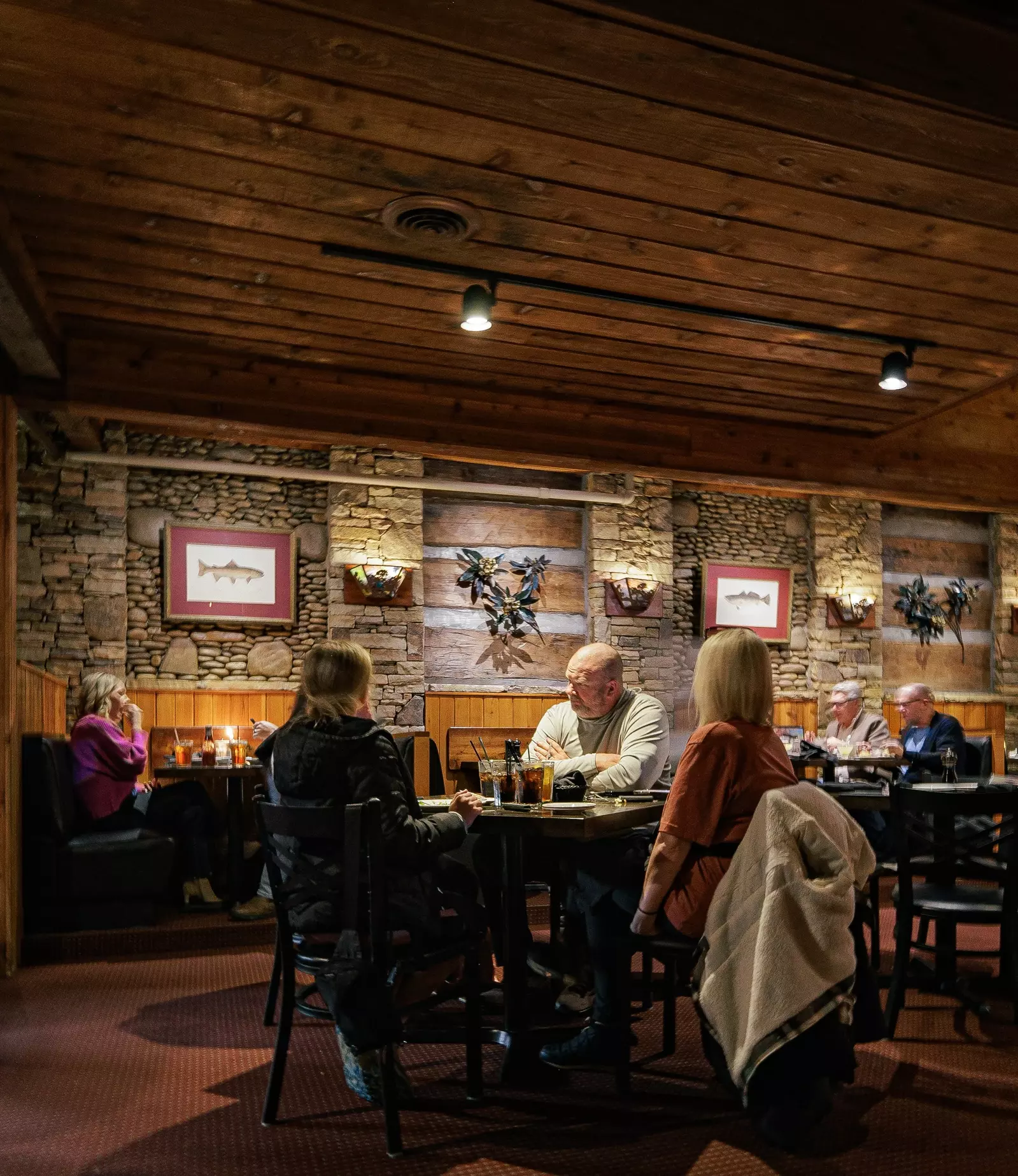 dining room at The Peddler Steakhouse in Gatlinburg