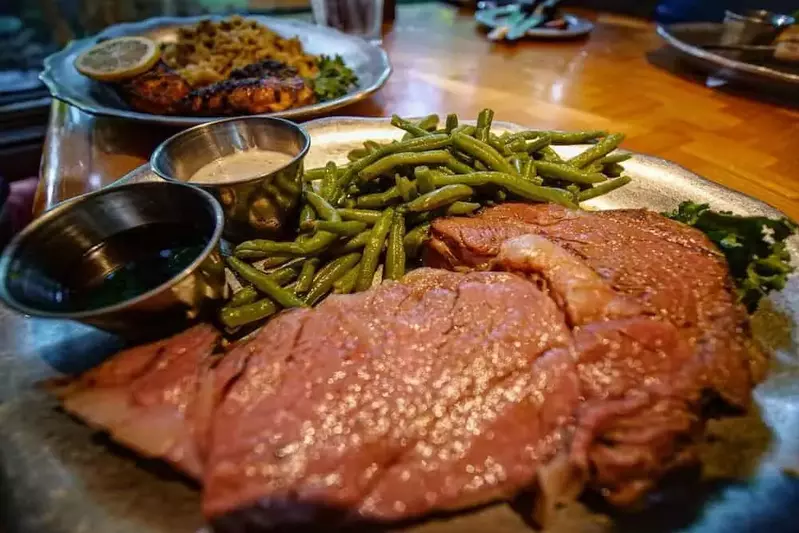 prime rib at The Peddler Steakhouse