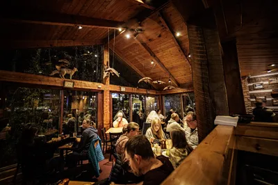 dining room at peddler